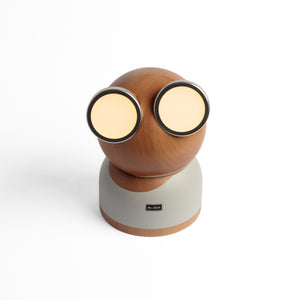 Mr Watt bianca lampada d'appoggio in legno ricaricabile