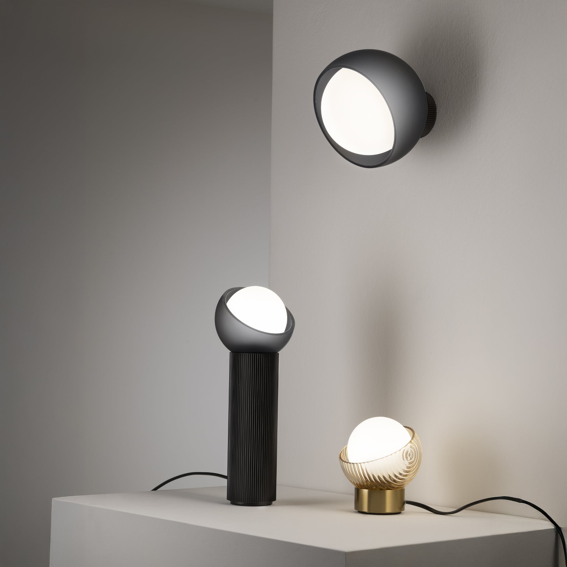 Lampada da Tavolo Bloom grande ideal lux è una abat jour