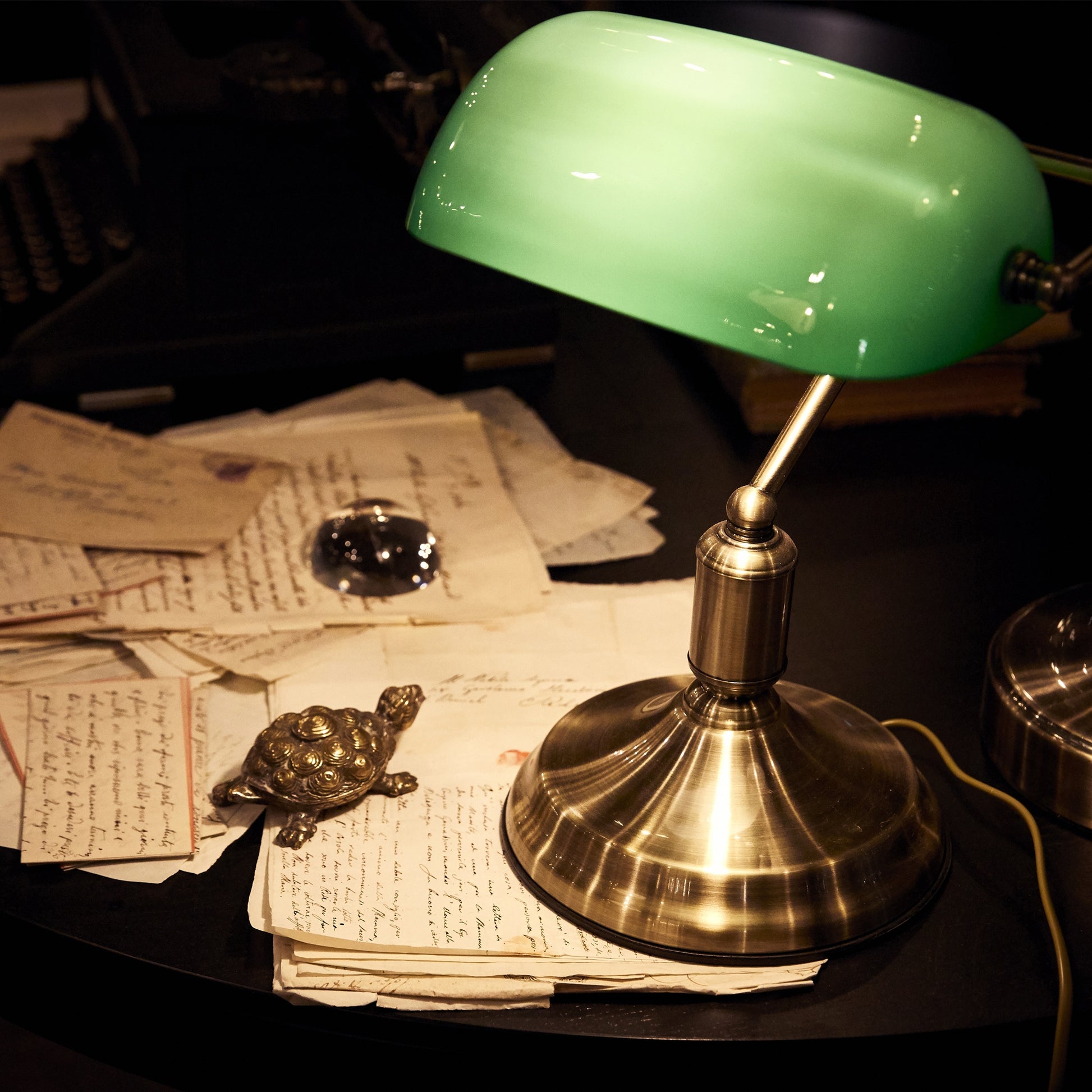 Lampada da Tavolo Lawyer ideal lux abat jour