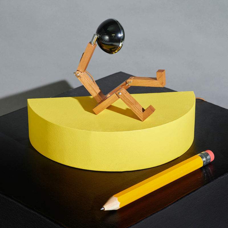 Mini Mr Wattson fashion black lampada d'appoggio in legno