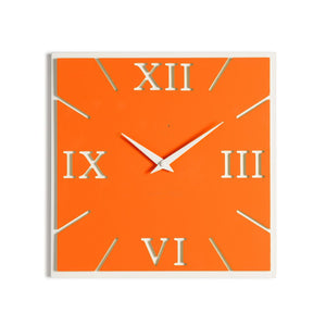 CLASSY CLOCK orologio da parete in legno verniciato