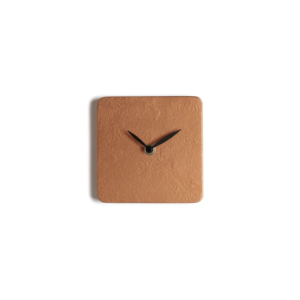 COPPER CLOCK Orologio in legno verniciatura materica