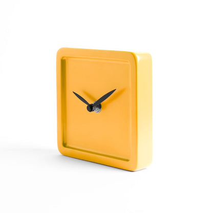 NATTY CLOCK orologio d'appoggio in legno verniciato