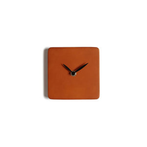 CORTEN CLOCK Orologio d'appoggio in legno verniciato
