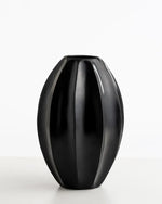 Vaso Stella Nera - ceramica - arredo muro - design - Wdesign - macerata - marche - CAVAAG059-1