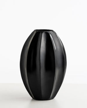 Vaso Stella Nera - ceramica - arredo muro - design - Wdesign - macerata - marche - CAVAAG059-1